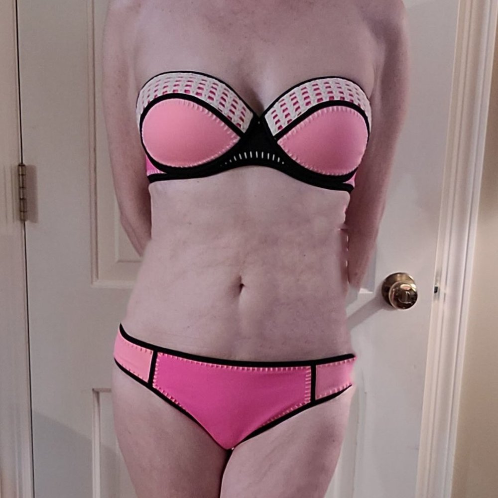 Victoria's Secret colorblock crochet bikini